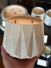 Load image into Gallery viewer, Deco Bowls 18oz ~ 100% Soy Candles
